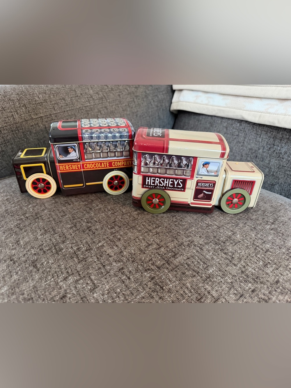 Vintage-Style Decorative Hershey’s Tin Truck Set in Cream, Black and Red